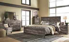 See 22 of our favorite gray bedroom ideas. Wynnlow 5 Piece Panel Bedroom Set In Gray