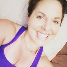 My crossbody bag came in today. It came fast. Tony Thomas