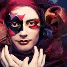 Dayna Sarah Killian (@daynasarahk)