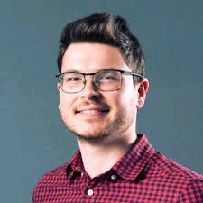 Pleased to share that I received the Top MSc Precision Medicine Student  Award at my graduation last week. Thank you to Dr Janine Lamb, the course  director, for her leadership and support