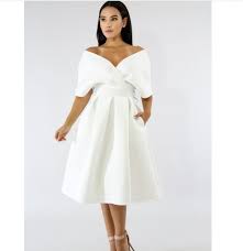 Allez sur floryday pour commander des robes tendance pour femme à prix abordable. Robe Blanche Evase Elisa Taylor Plus Size