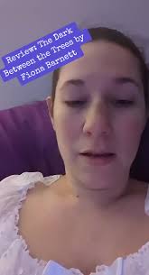 #Inverted Review: The Dark Between the Trees by Fiona Barnett  #january2023tbr #librariansoftiktok #witchesofbooktok #booktok  #fionabarnett #thedarkbetweenthetrees