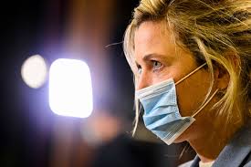 Minister van binnenlandse zaken annelies verlinden had het in haar beleidsverklaring onder meer over 'de aantrekkelijkheid van alle veiligheidsberoepen herstellen en versterken'. Minister Annelies Verlinden Cd V Waar Nodig Zal De Politie Ook Op Kerstmis Aanbellen Belgie Knack