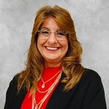 Jeannie Huddleston's Instagram, Twitter & Facebook