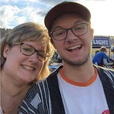 Man killed in highway crash was a Gonzaga art student