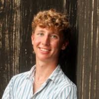 10+ "Walker Stone" profiles