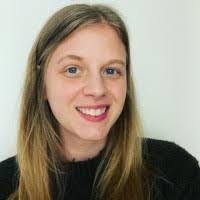 Robyn Kirk's Instagram, Twitter & Facebook