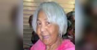 Jean Wills's Instagram, Twitter & Facebook