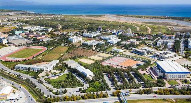 Akdeniz Üniversitesi ve Öğrenci Yaşamı Hakkında Bilgiler | Yurtlar Burada