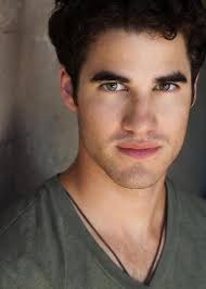 Actor, singer, and songwriter of stage, screen, and the recording studio who was introduced to many as blaine on tv's glee. Darren Criss Glee Wiki Fandom