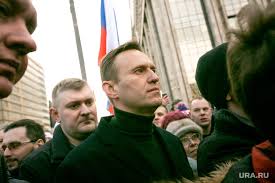 Мосгорсуд постановил ликвидировать эти организации, решение подлежит немедленному исполнению. V Otele Obyasnili Kak Sotrudniki Fbk Popali V Nomer Navalnogo