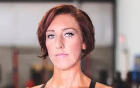 Amber Henline's Instagram, Twitter & Facebook