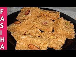 Milk Made Mithai Phate Doodh Ka Halwa Recipe In Urdu And Hindi Youtube Mithai Pakistani Food Recipes