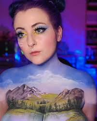 Happy little trees 🌲⁣ ⁣ ‪The Kaytertots love @bobross_thejoyofpainting and  I thoroughly enjoyed painting along with him again (Mountain Ridge Lake S23  E3).‬⁣ ⁣ Products [gifted*] ⁣ ⁣ 🌲 @mehronmakeup Paradise AQ