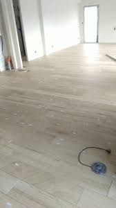 Porcelanosa Ascot Arce En Cours De Pose Pose Carrelage Imitation Parquet Carrelage Imitation Parquet Carrelage