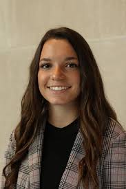 Alexandra Falter, from Tiffin, OH, is our student feature for this Friday!  She is a third year student graduating in May 2021 specializing in  Marketing. She has completed two internships as a