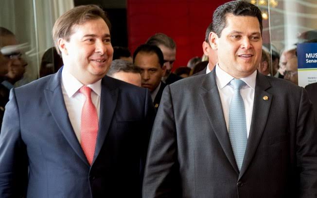 Resultado de imagem para FOTOS DE SEERGIO MORO, RODRIGO MAIA E DAVID ALCOLUMBRE"