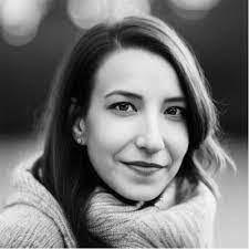 Martha Sager's Instagram, Twitter & Facebook