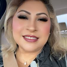 🗓️ #UnDíaComoHoy, pero hace dos años, Ángela Aguilar, orgullosamente 15%  argentina, se enteraba, entre lágrimas y felicitaciones, que iba a ser tía  de la hija de Christian Nodal y Cazzu. Lo que