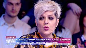 Hairstyling definition of hairstyling by merriamwebster. Manuela Villa Pamela Prati Si Auto Distrugge Gossip It