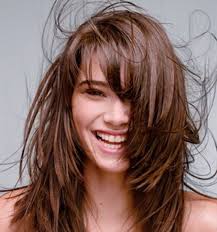 Und nein dafür müssen wir uns jetzt nicht eine seite kurz rasieren. Frisuren Langes Haar Stufig Frisuren Lange Haare Stufen Frisuren Lange Haare Schnitt Frisuren Lange Haare Stufig