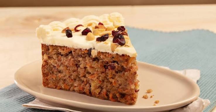 Torta de Zanahoria, Nuez y Pasas (Porción)