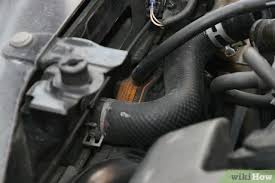 How To Replace A Leaking Radiator Hose 14 Steps With Pictures