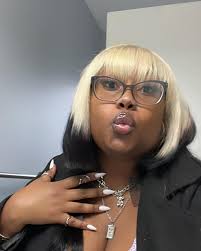 Sabrina Ashley's Instagram, Twitter & Facebook