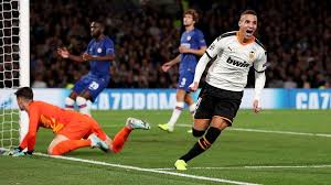 أعلن فريقا مانشستر يونايتد ويلدز يونايتد، عن تشكيلتيهما الأساسيتين لمواجهتهما المرتقبة مساء الأحد، ضمن الجولة 14 من الدوري. Ø±Ø³Ù…ÙŠØ§ Ù„ÙŠØ¯Ø² ÙŠÙˆÙ†Ø§ÙŠØªØ¯ ÙŠØ¹Ù„Ù† Ø¶Ù… Ù…ÙˆØ±ÙŠÙ†Ùˆ Ø¨ØµÙÙ‚Ø© Ù‚ÙŠØ§Ø³ÙŠØ© Rt Arabic