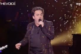 Mai 2020 pour rts, fr, m6 et bien d'autres chaînes. Television Frederic Longbois L Ancien Coiffeur De Trouville Sur Mer Revient Dans The Voice Avec Tata Yoyo Le Pays D Auge