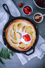 Pfirsich Dutch Baby Ofenpfannkuchen Rezept Ofenpfannkuchen Pfannkuchen Rezepte Furs Baby
