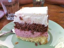 Jetzt ausprobieren mit ♥ chefkoch.de ♥. Schoko Frucht Joghurt Torte Mit Biskuit Rezept Gutekueche At