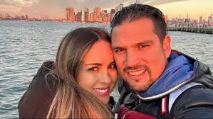 Esta es la lujosa mansión que pusieron en venta Maura Rivera y Mark  González: Tiene 7 piezas, 10 baños, cine y jacuzzi