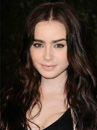 Lily Collins 17 Hottest Rockstar Daughters Lily Collins Hair Silver Hair Color Lily Collins