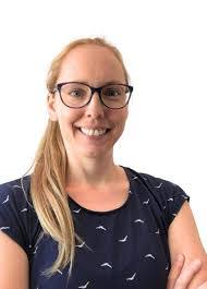 Catherine Ouellette's Instagram, Twitter & Facebook