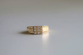 Discover the broad selection of rolex watches to find a perfect combination of style and functionality. 18kt Rolex Ring D Goldline