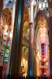 Connected letters w+o+w in a blue tray. Inside La Sagrada Familia A Visitor S Guide To Gaudi S Masterpiece