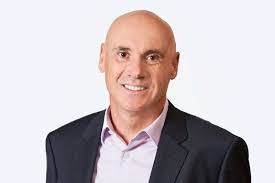 Steven Carden's Instagram, Twitter & Facebook