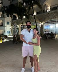 Do you ever feel like you need a vacation to recover after your vacation?  Yup that was me this last week! 💯 . It took me a whole week to recover from