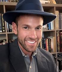 Our next featured guest for our Memorial Day Party is the stud himself, Steve  Lash! Age: 40 Occupation: Financial Advisor @ Northwestern Mutual Personal  Trainer