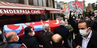 Özkan sümer ile ilgili tüm haberleri ve son dakika özkan sümer haber ve gelişmelerini bu sayfamızdan takip edebilirsiniz. Trabzonspor Un Eski Baskani Ozkan Sumer Son Yolculuguna Ugurlandi