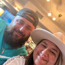 Any recommendations for 2 sets of 4 real bags?