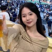 20+ "Crystal Wu" profiles