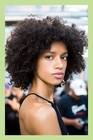 But even though there's no concrete evidence that directly links castor oil and hair growth, all hope isn't lost. How To Use Castor Oil For Hair Growth Experts Weigh In Beauty Cosmopolitan Middle East