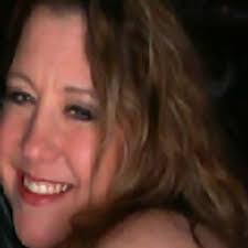 Leeann Speer's Instagram, Twitter & Facebook