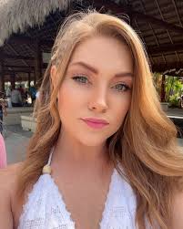 Available to pick up shifties this week, Wednesday