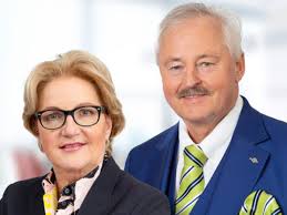 She is an actress, known for robin hood: Team Schramm Und Partner Gbr Wirtschaftsprufer Steuerberater