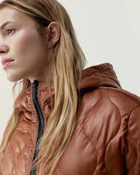 Chaqueta con capucha Born Living Yoga Ashley mujer