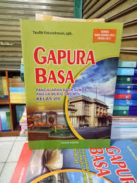 File buku siswa bahasa sunda smp/mts kelas 7 8 9 download pdf pada link di atas yang bisa anda download ini disimpan di cloud storage google drive untuk menjamin keamanan file dari virus atau malware (file otomastis melewati proses scan anti virus oleh sistem google drive). Jual Gapura Basa Kelas 8 Edisi Revisi 2018 Taufiq Fathurohman Geger Sunten Di Lapak Satriobooks Palasari Bdg Bukalapak