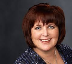 What #StJohns commencement speaker gave the most iconic speech to our  graduating class? 🎓 #SJUElevates A) Mother Teresa (1976) B) James F.  McCann, Chairman of 1-800-Flowers.com (2025) C) Margaret M. Keane '81C, '